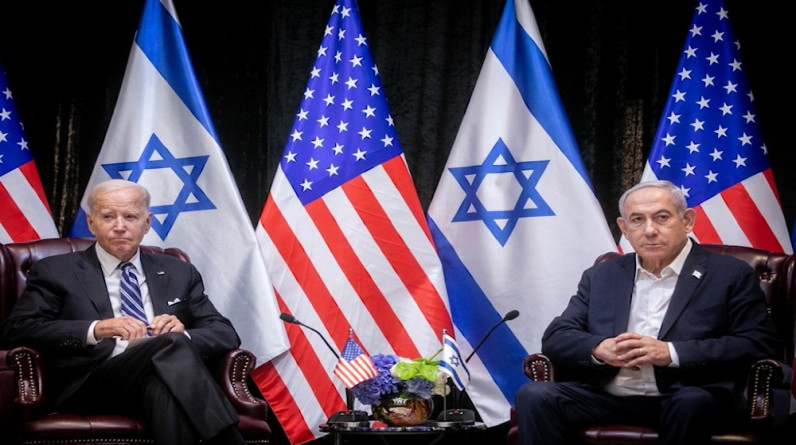 بايدن يواجه ضغطا ديمقراطيا جديدا لكبح جماح إسرائيل